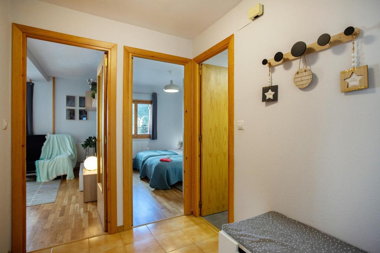Gorgol Confort Y Funcionalidad Con Balcon - By Pirineos 360 フォルミガル エクステリア 写真